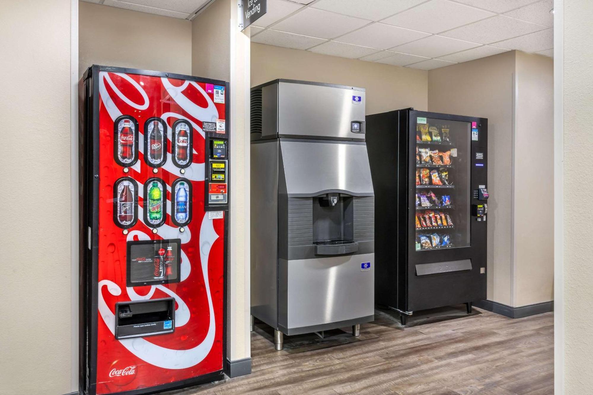 Comfort Inn & Suites Конуэй Экстерьер фото